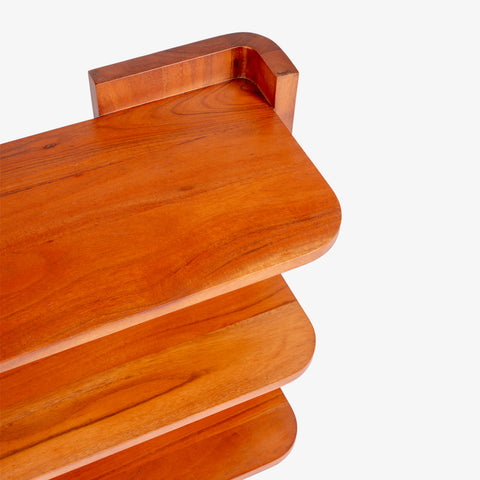 Bow Shelf