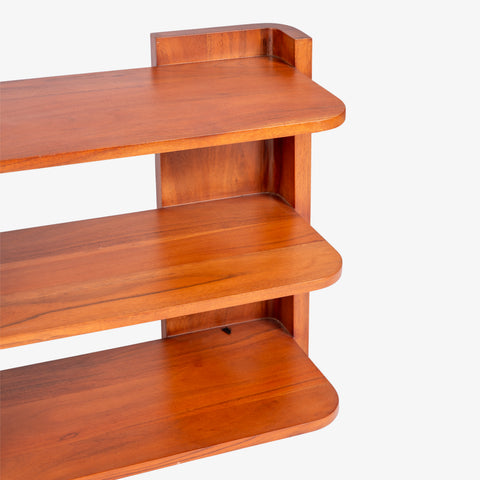 Bow Shelf