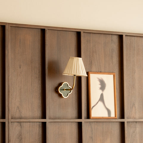 Clover Wall Lamp