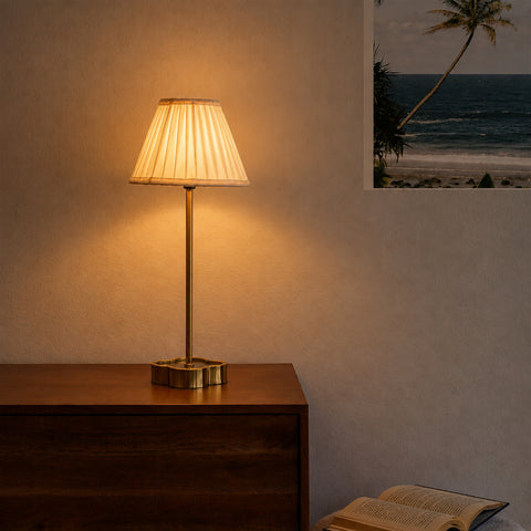 Clover Table Lamp