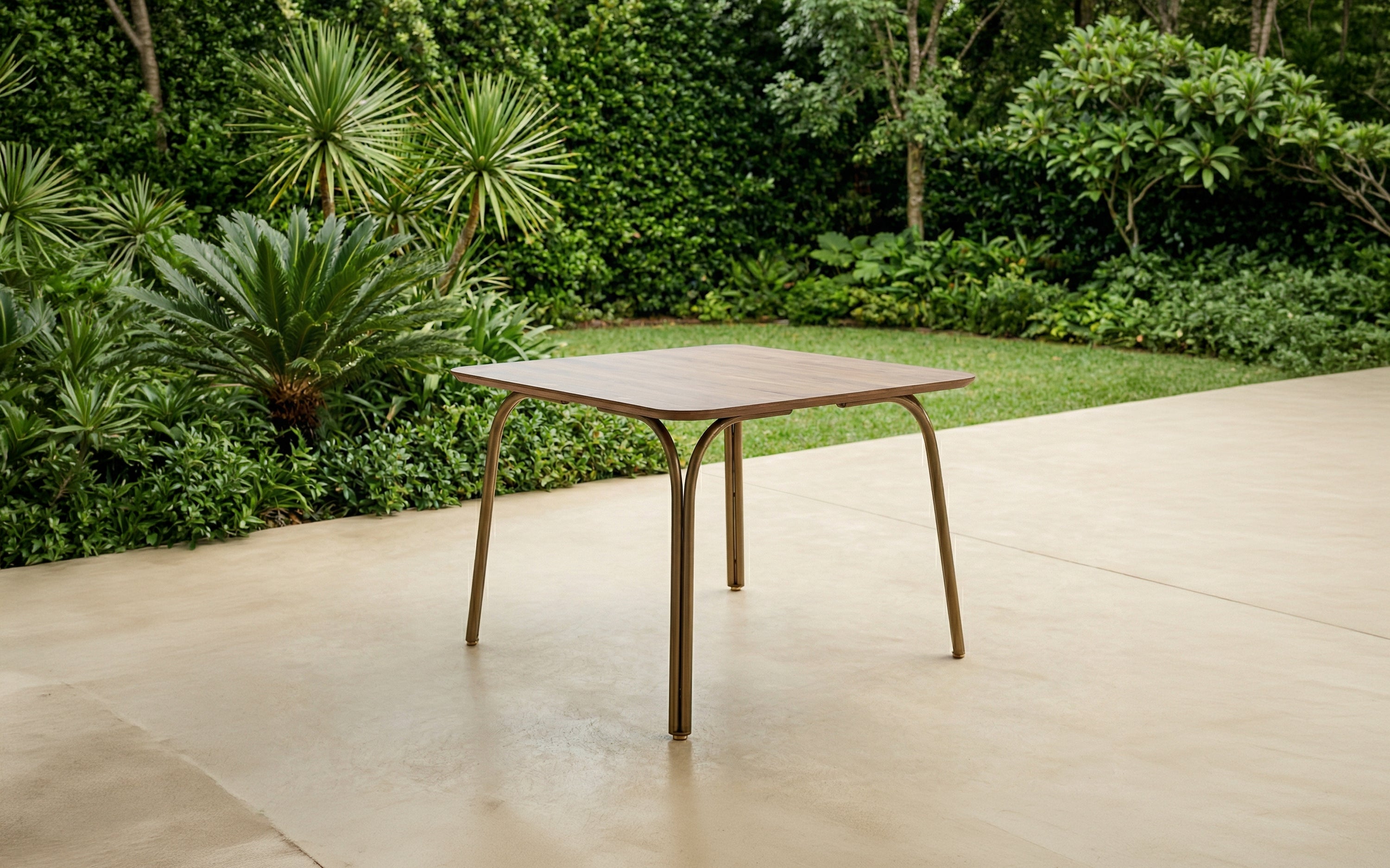 Arco Outdoor Dining Table Square - Orange Tree
