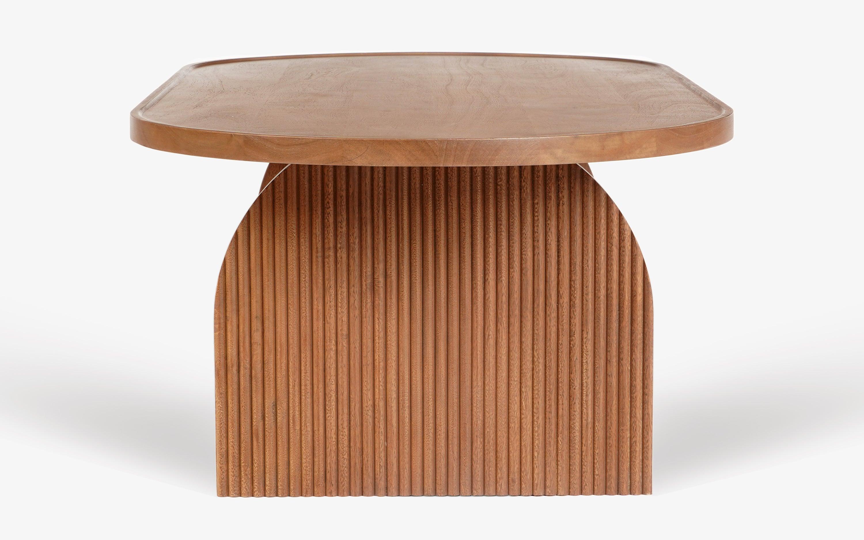 Curve Wooden round coffee table - Orange Tree Home
