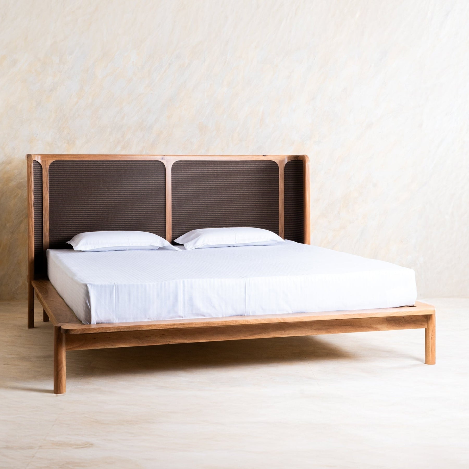 Neo Kyoto Non Storage Queen Bed