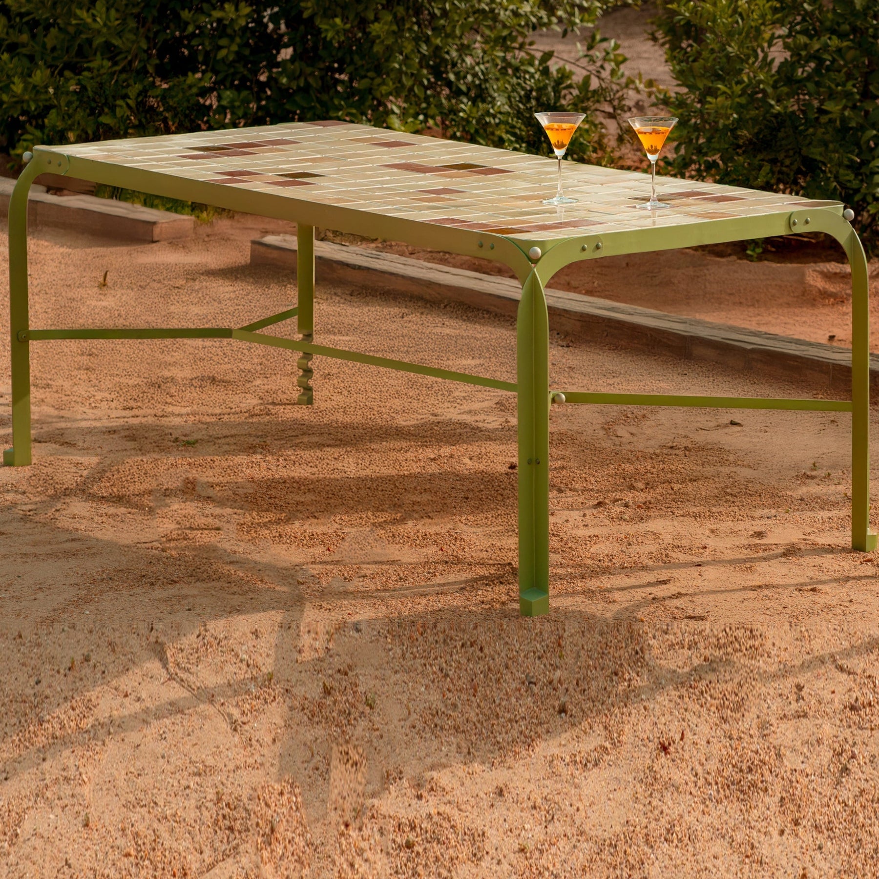Dastoori Outdoor Dining Table