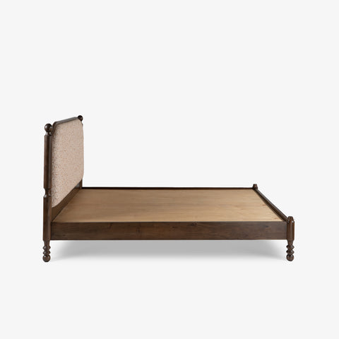 Ukti Bed