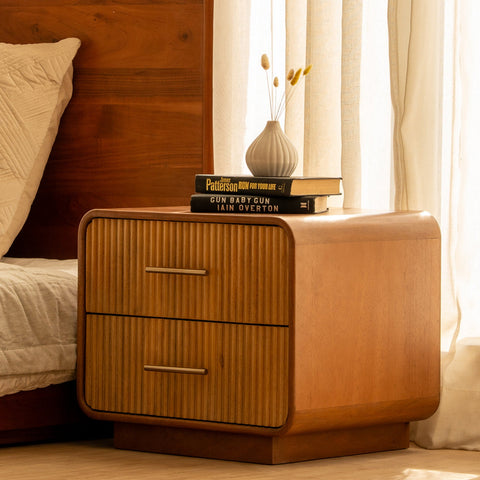 Linn Bedside Table