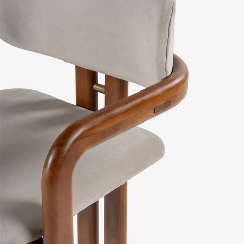 Aris Chair