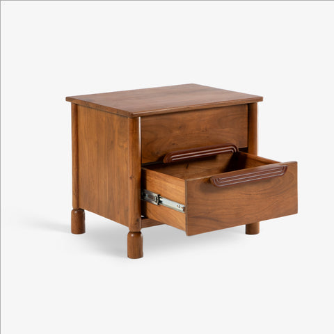 Varnika Bedside