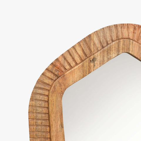 Chavi Mirror