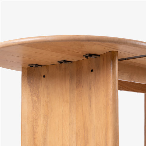Saanra 6 Seater Dining Table
