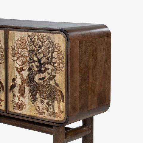 Tajni Sideboard