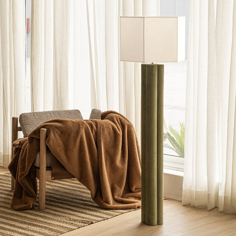 Ariya Floor lamp