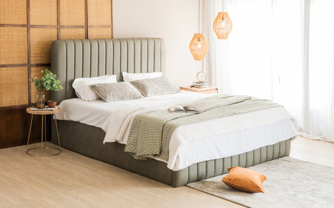 Seana Upholstered King Hydraulic Bed