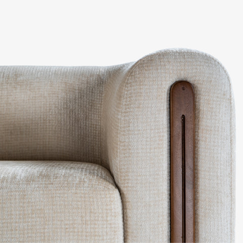 Koro Lounge Chair