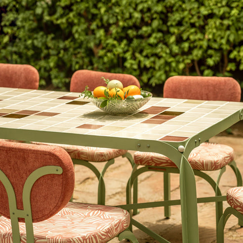 Dastoori Outdoor Dining Table