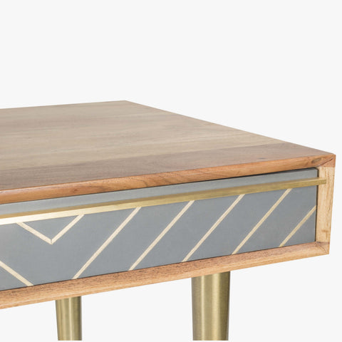Toshi Study Table