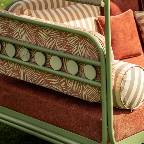 Dastoori Outdoor Day Bed