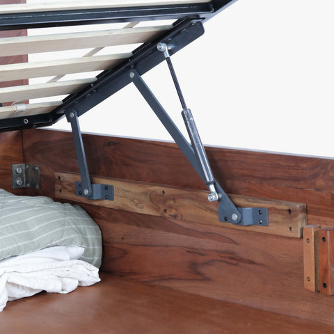 Dado Queen Hydraulic Bed