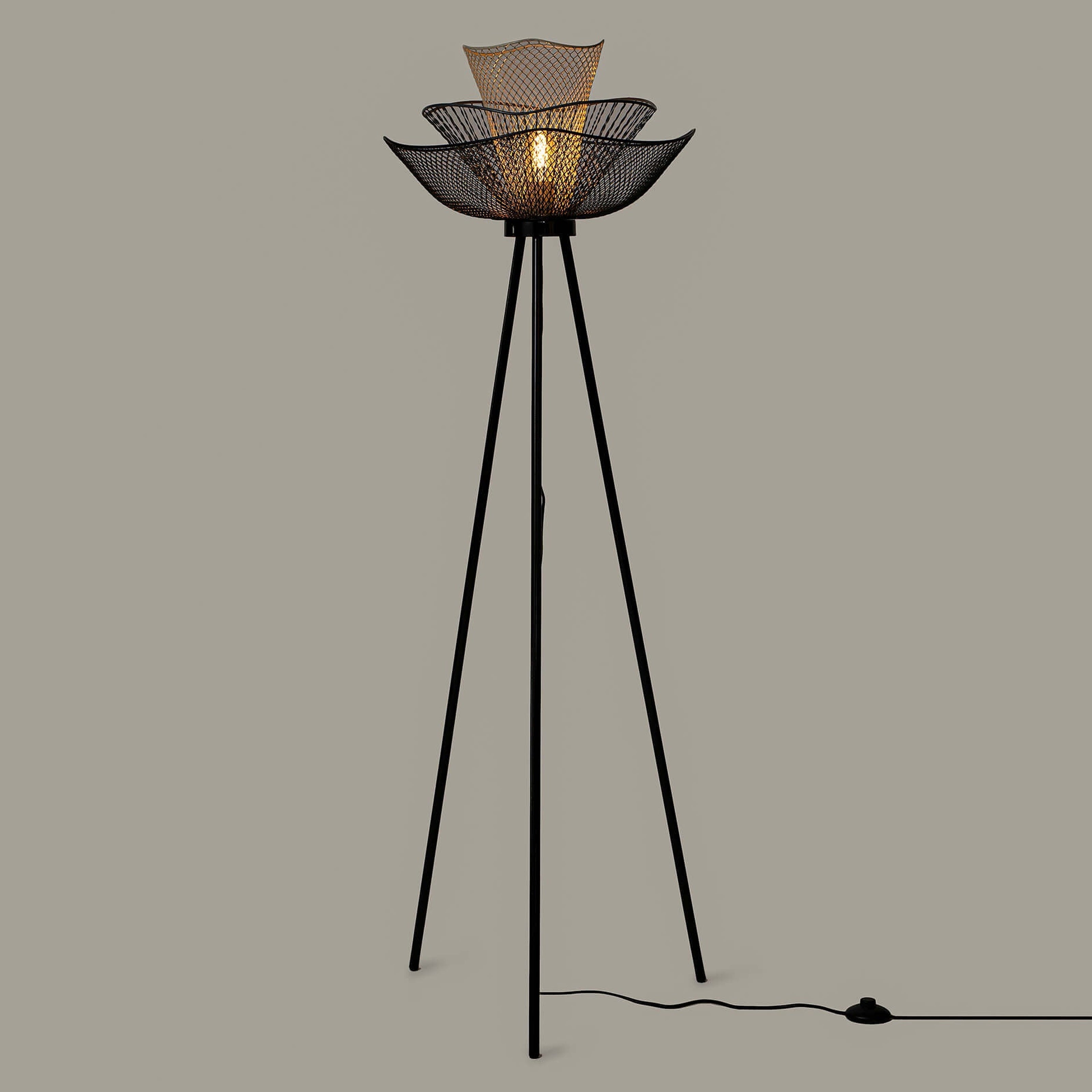 Mallawi Black Floor Lamp - Orange Tree Home Pvt. Ltd.