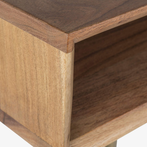 Toshi Study Table