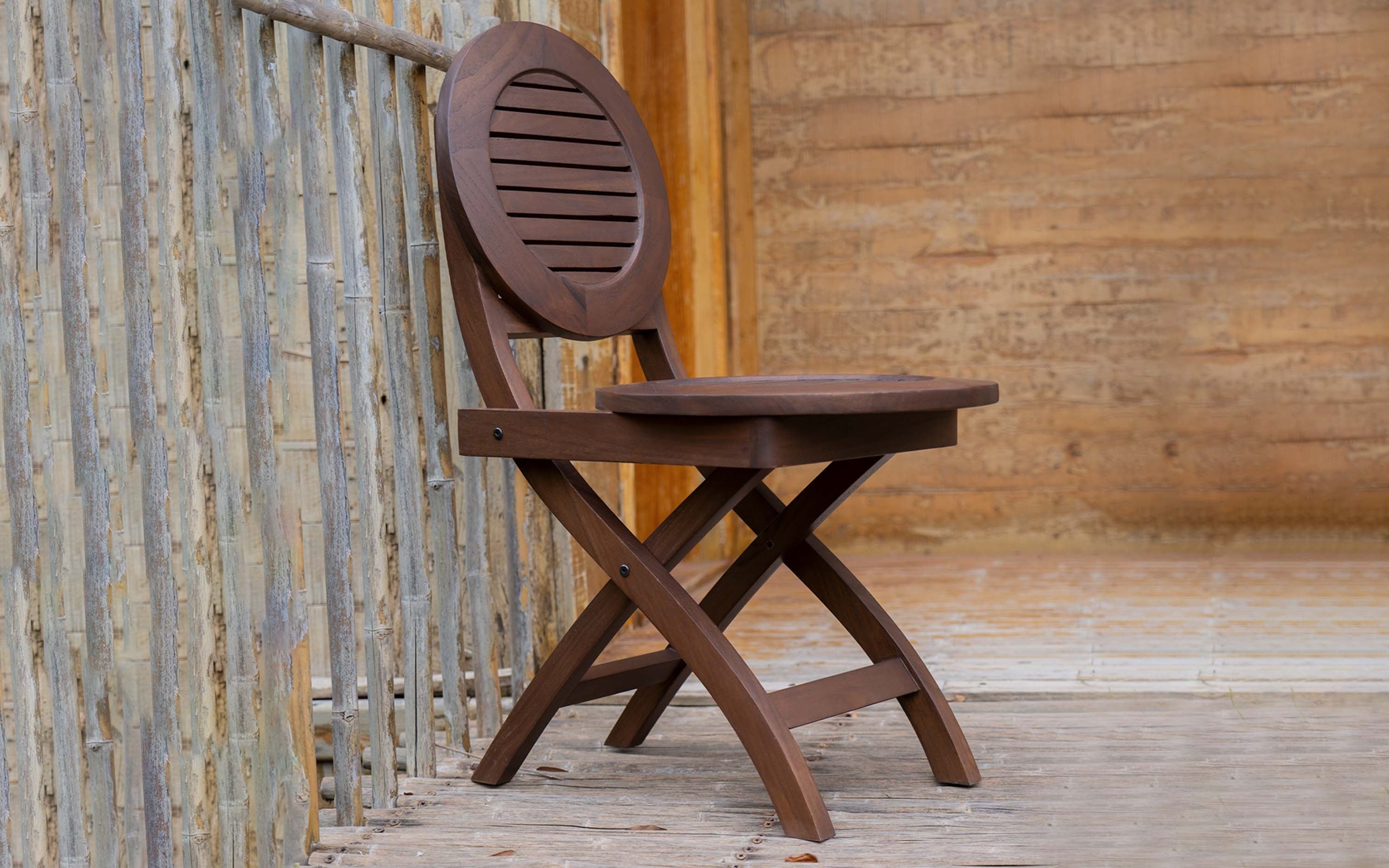 Alfresco Outdoor Folding Round Chair. Unveil the ease of Stain-Free Furniture: Marvels that repel spills!