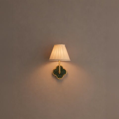 Clover Wall Lamp