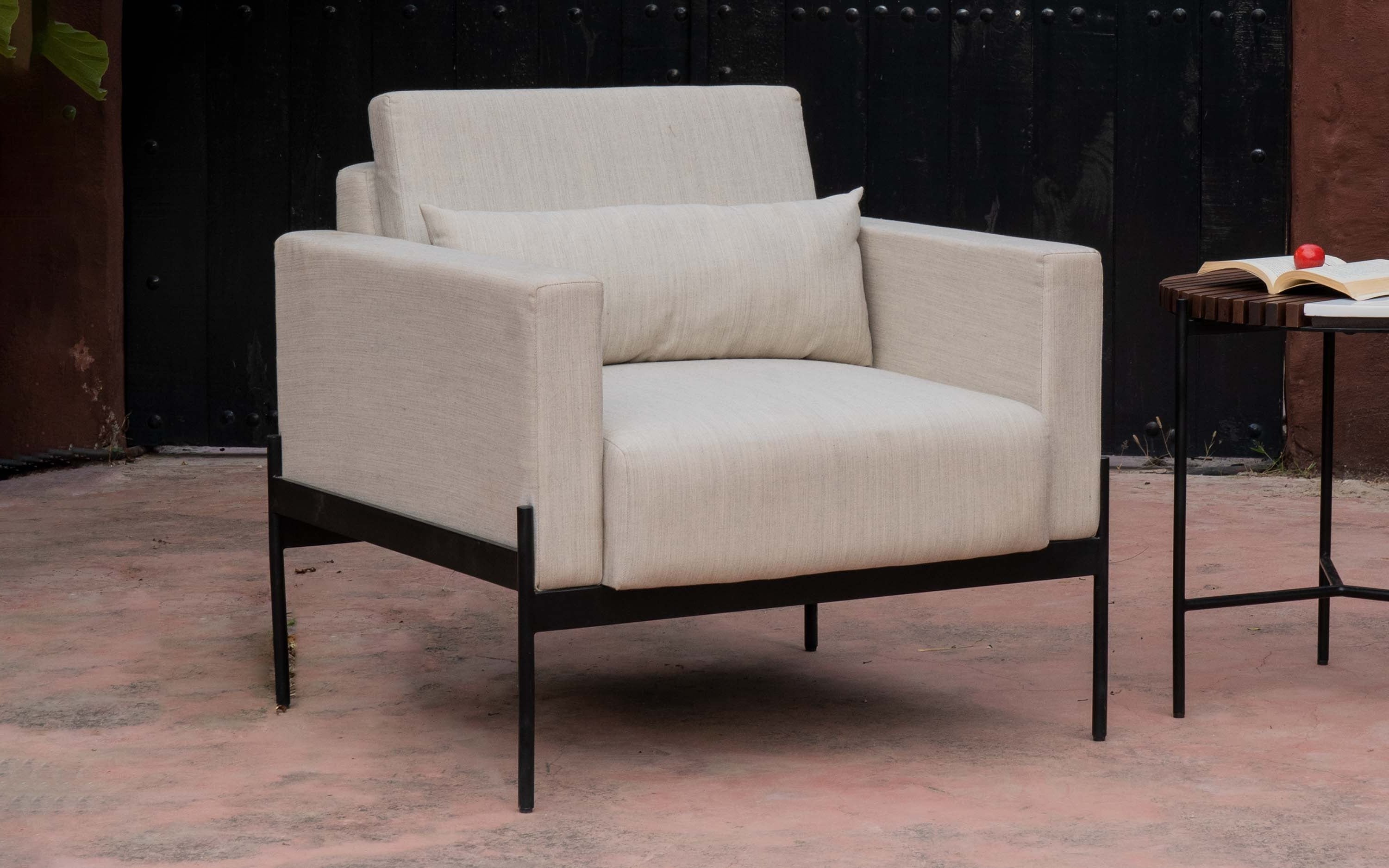Covent Garden Outdoor Sofa.  Unveil the ease of Stain-Free Furniture: Marvels that repel spills!