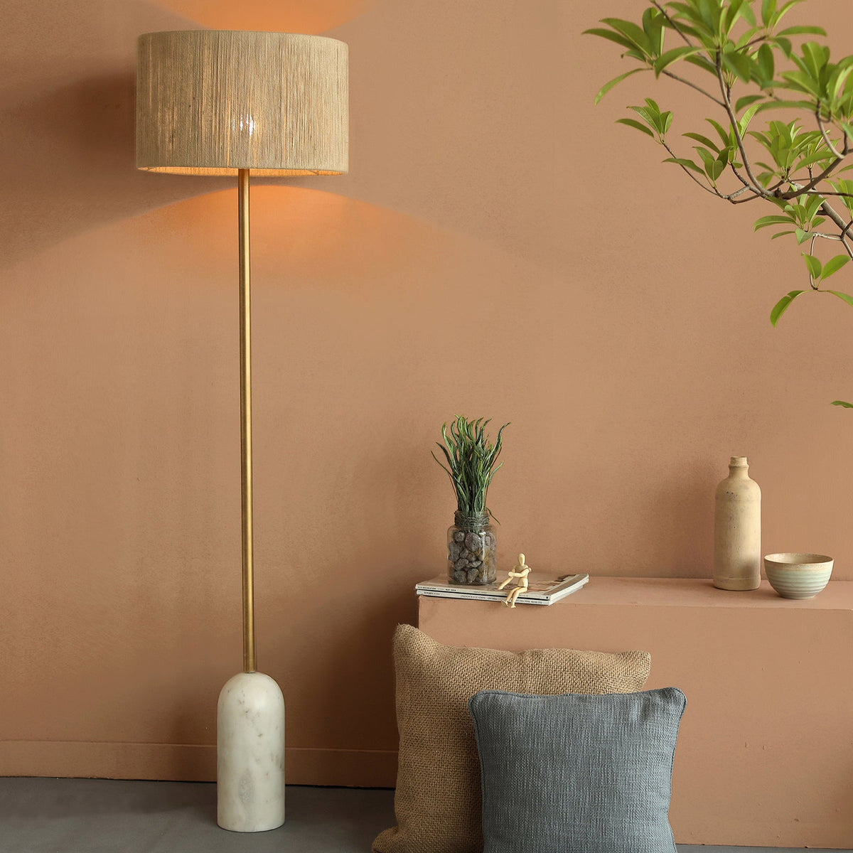 Cusp Sisal Fiber Floor Lamp