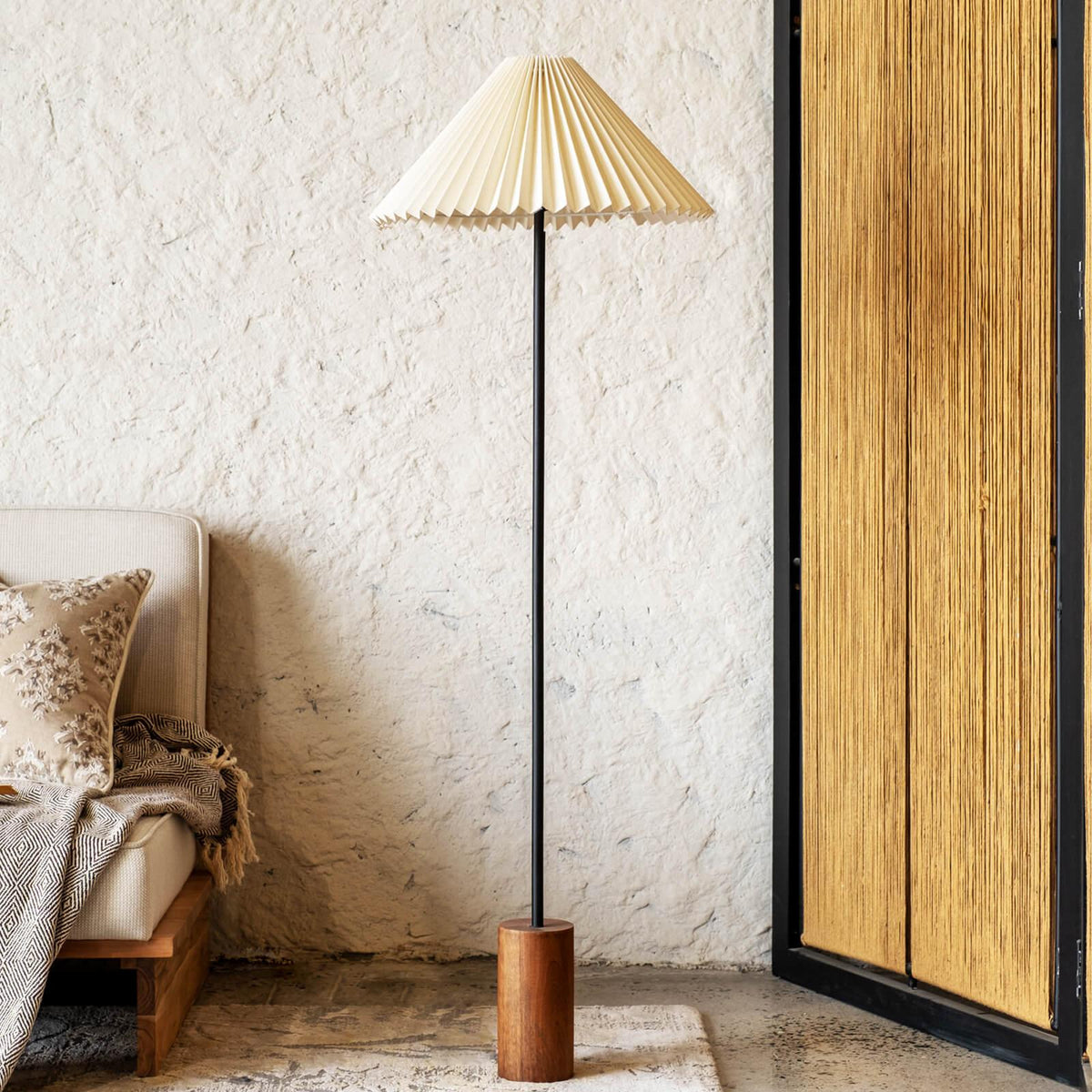 Fanny Wooden Floor Lamp