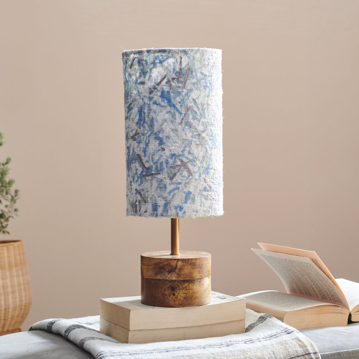 Flake Table Lamp Blue