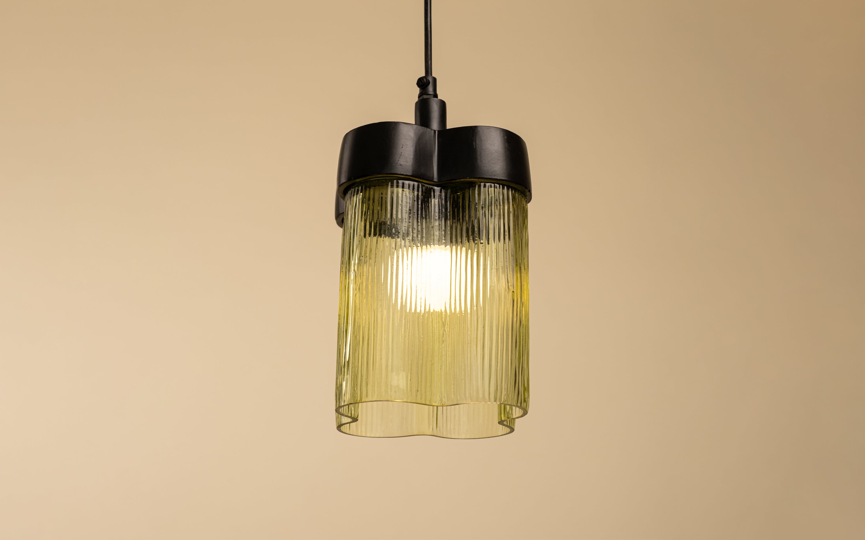 Furrow Hanging Lamp | Pendant lamp with Ribbed Olive Glass - with white background - Orange Tree