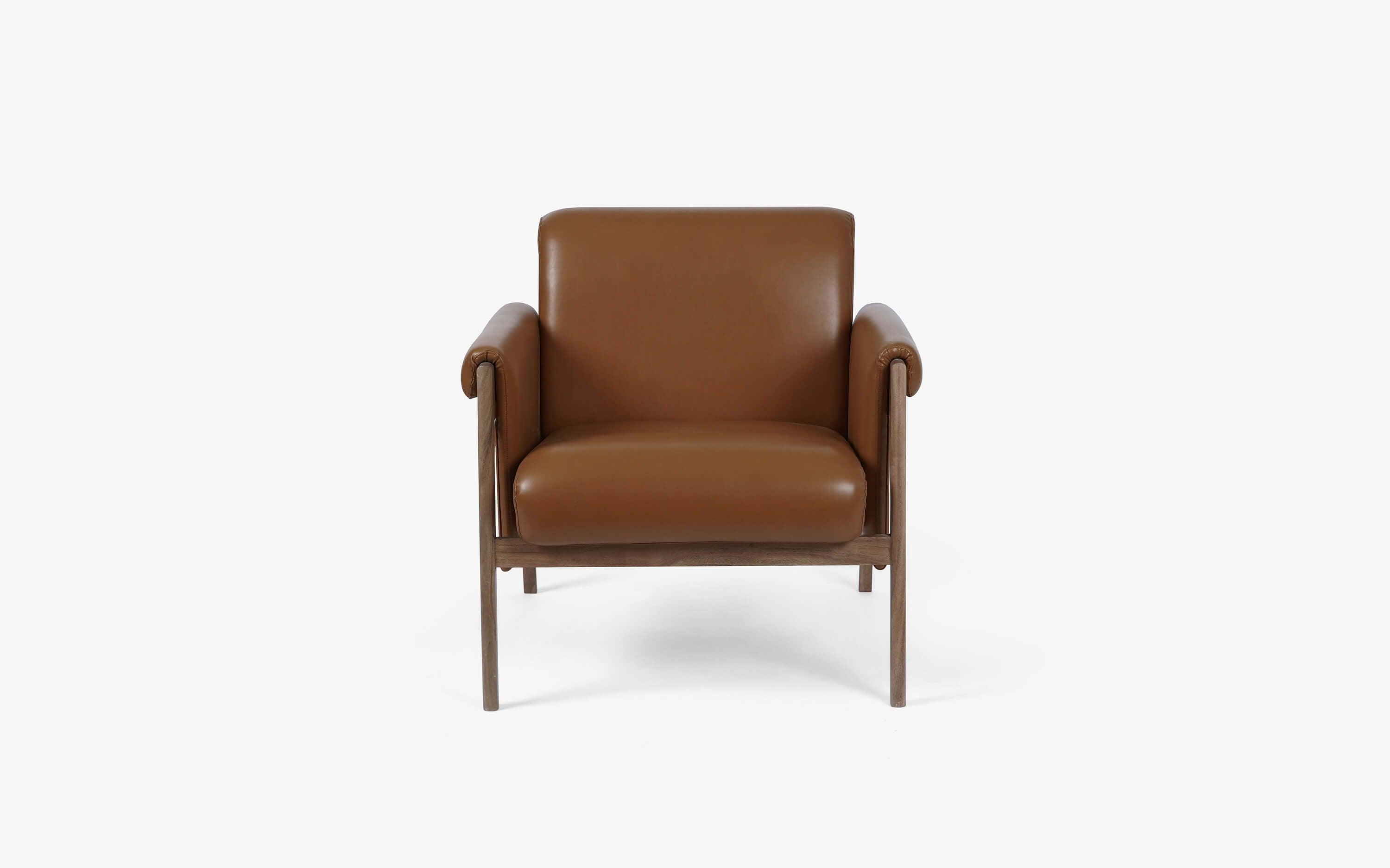 Mai Lounge Chair - Close shot - from upper angle - Orange Tree