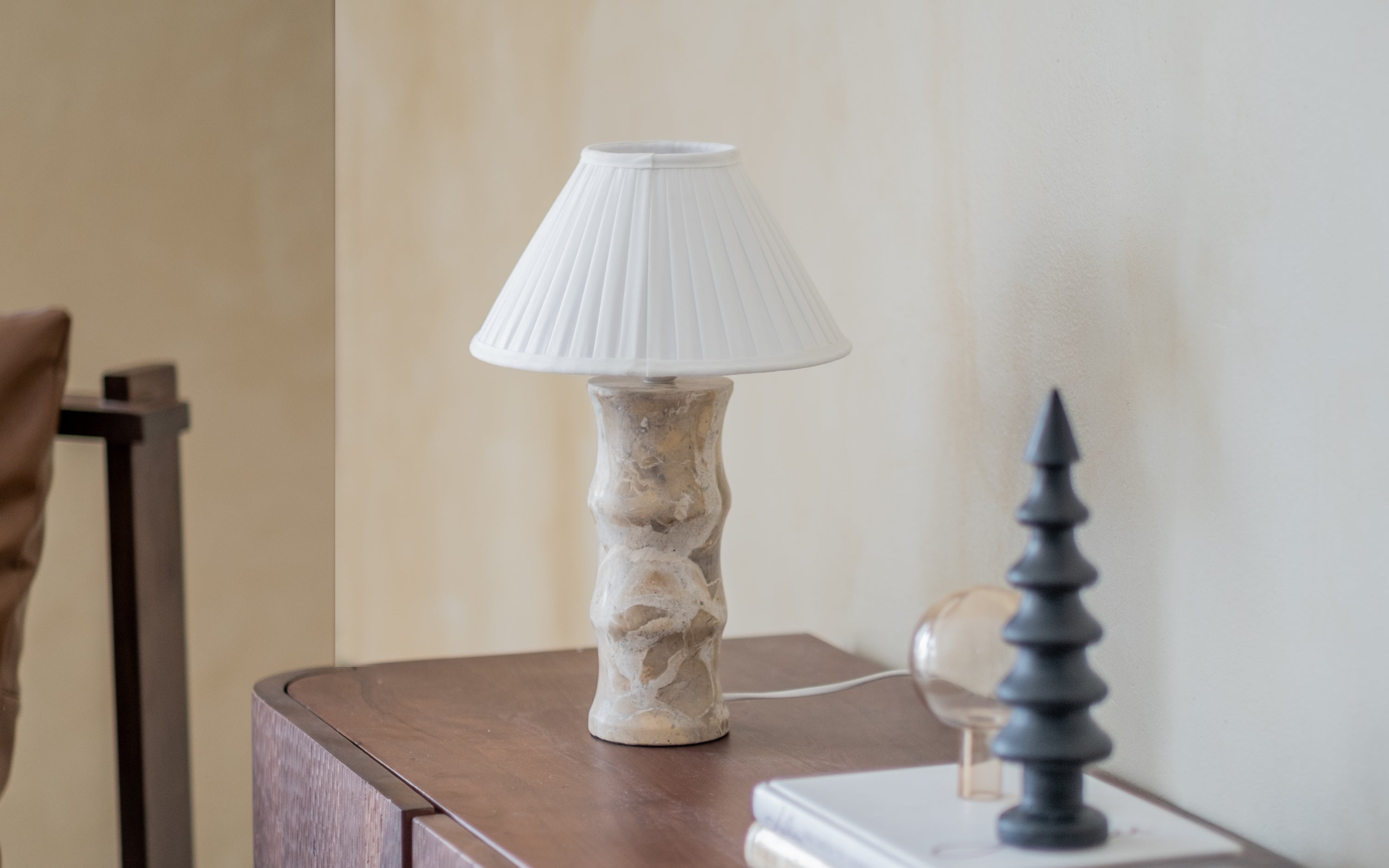 Halo Small Table Lamp - Orange Tree