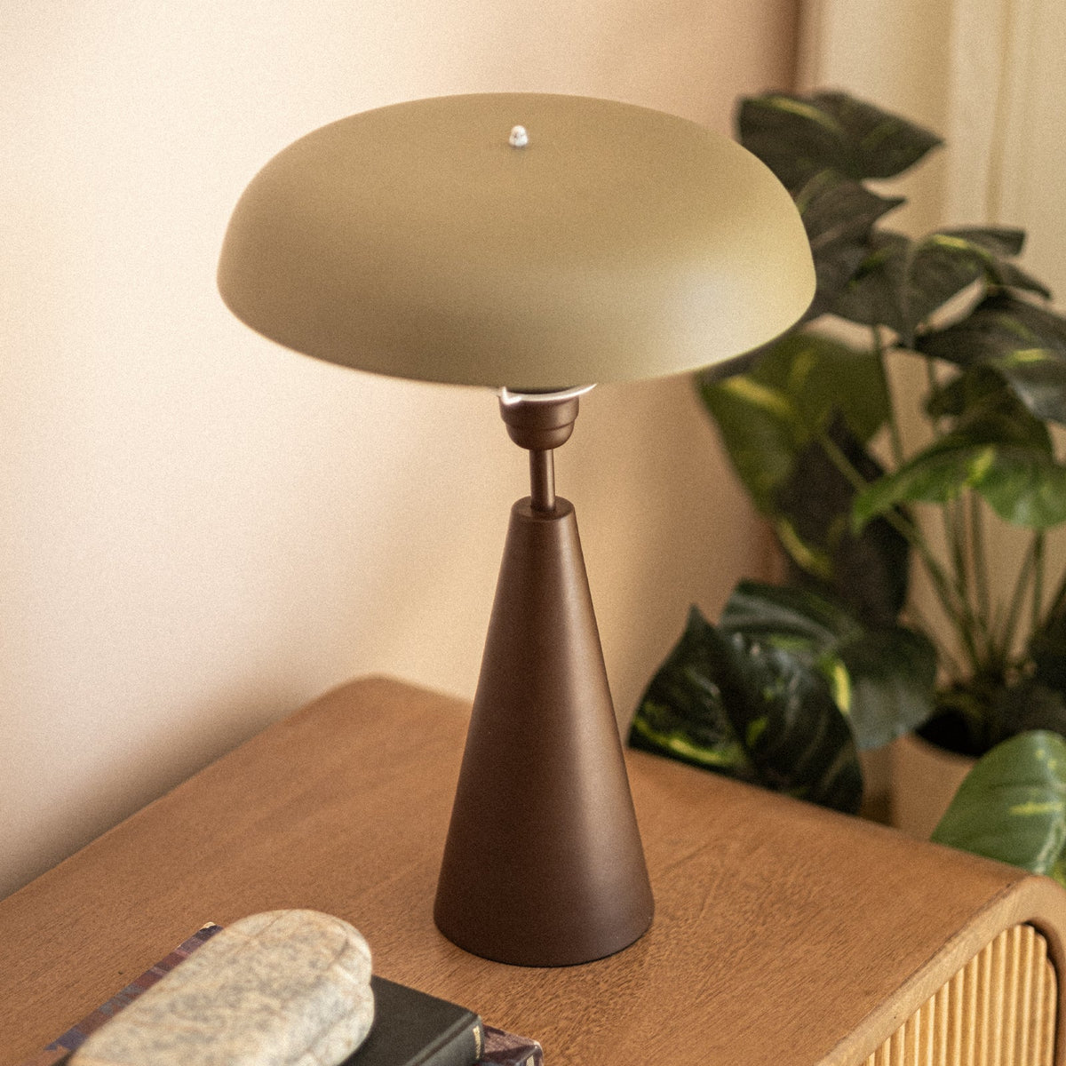 Harvey Metal Table Lamp