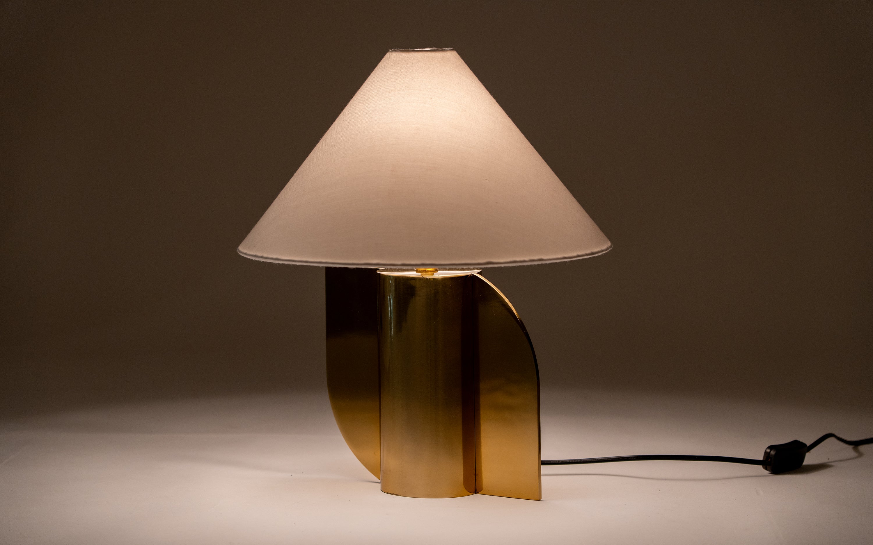 Helia Gold Table Lamp | Metal Base & White Cotton Fabric Shade - Close shot - Orange Tree