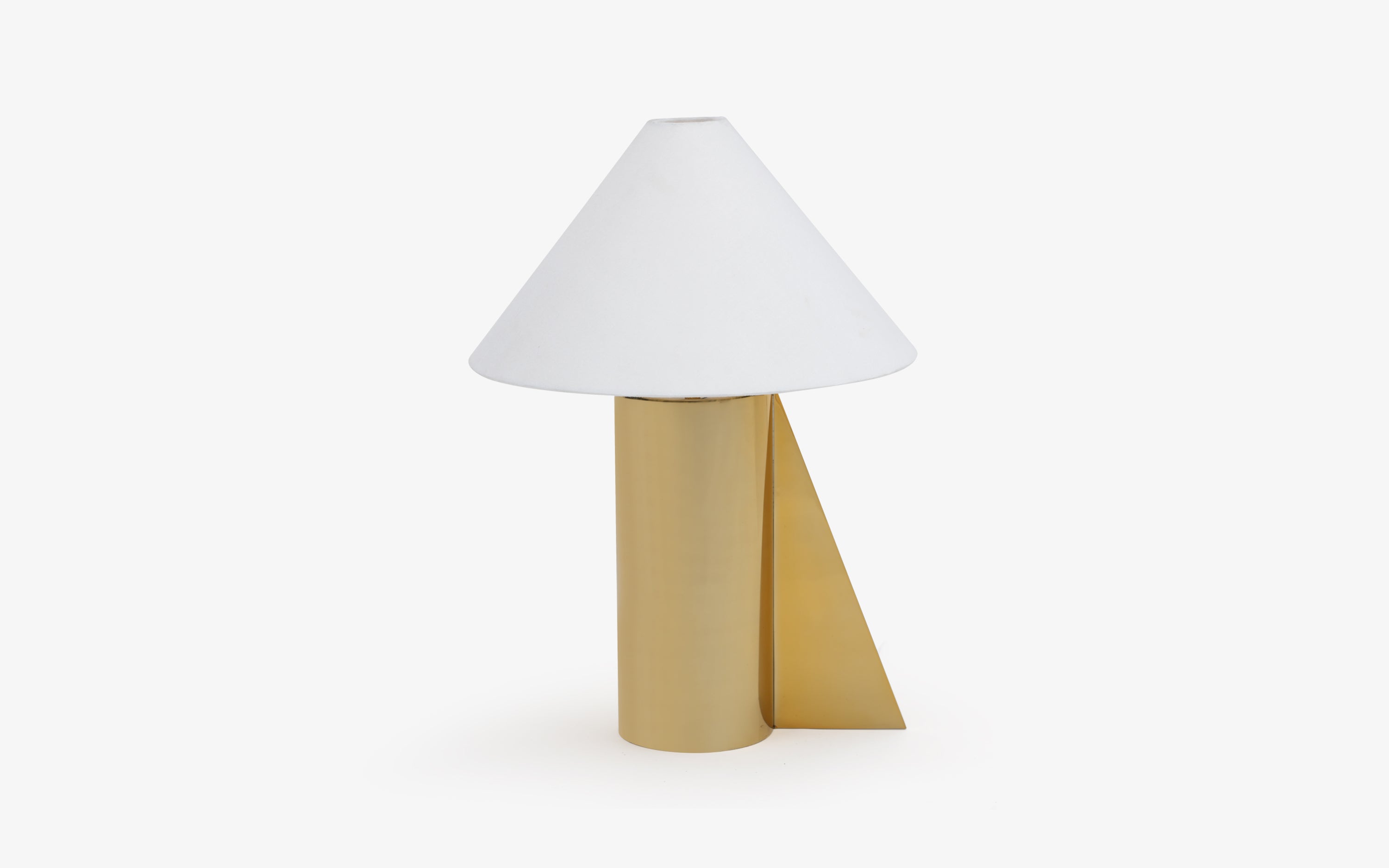 Helia Gold Tall Table Lamp - Close shot - from upper angle - Orange Tree