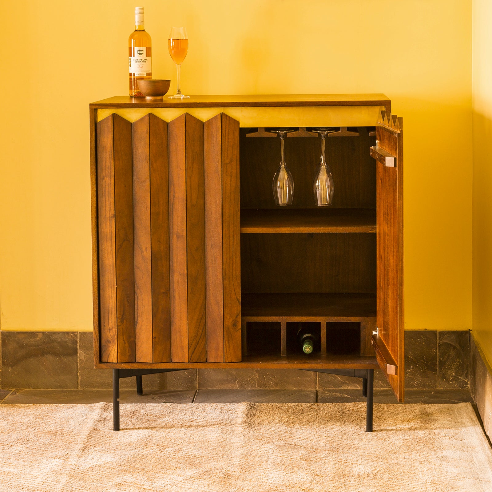 Kites Bar Unit