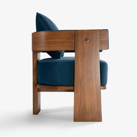 Side view wooden frame