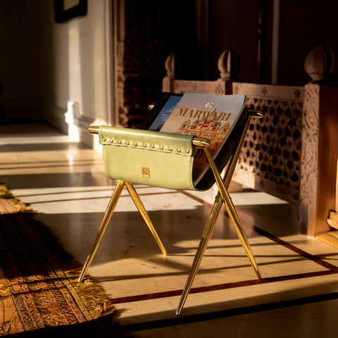 The Herald Magazine Rack