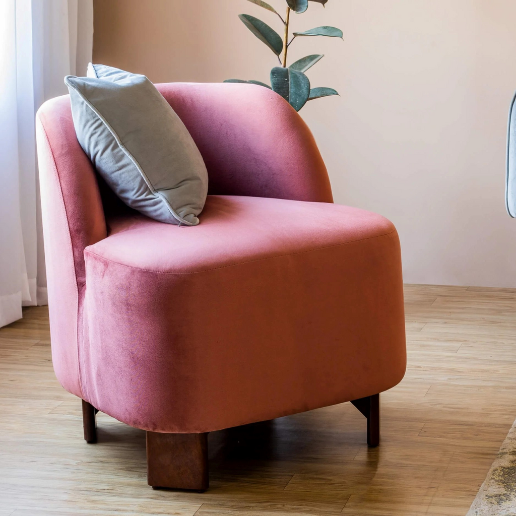 Maru Modern Pink Lounge Chair