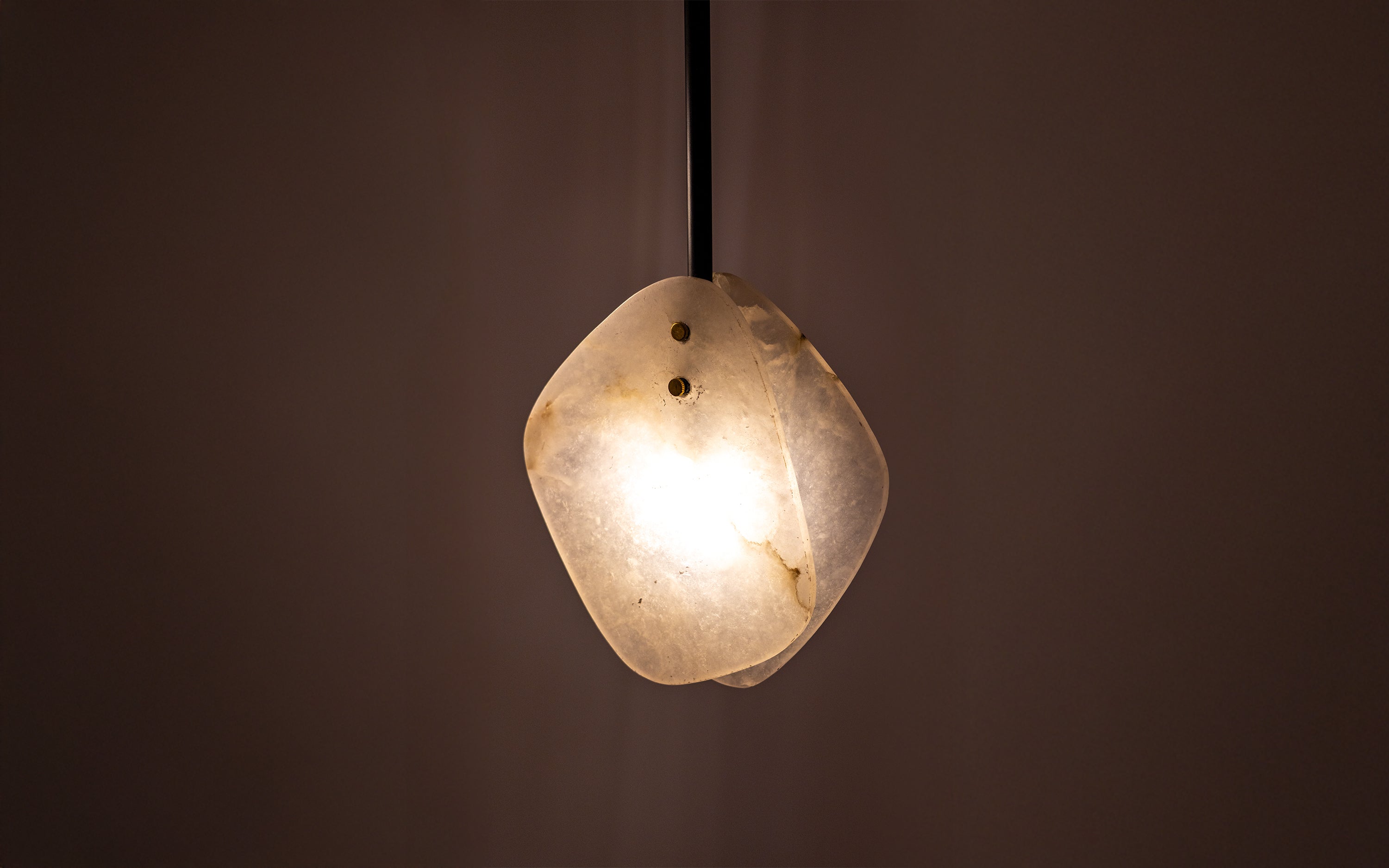 Nara Cluster Hanging Lamp of 3 in Alabaster & Black Metal - with white background - Orange Tree