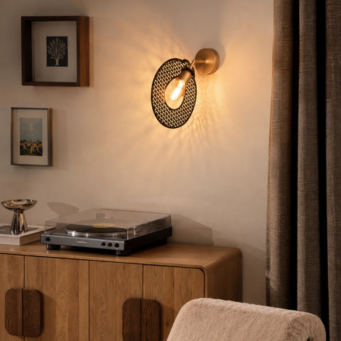 Torai Metal Wall Lamp