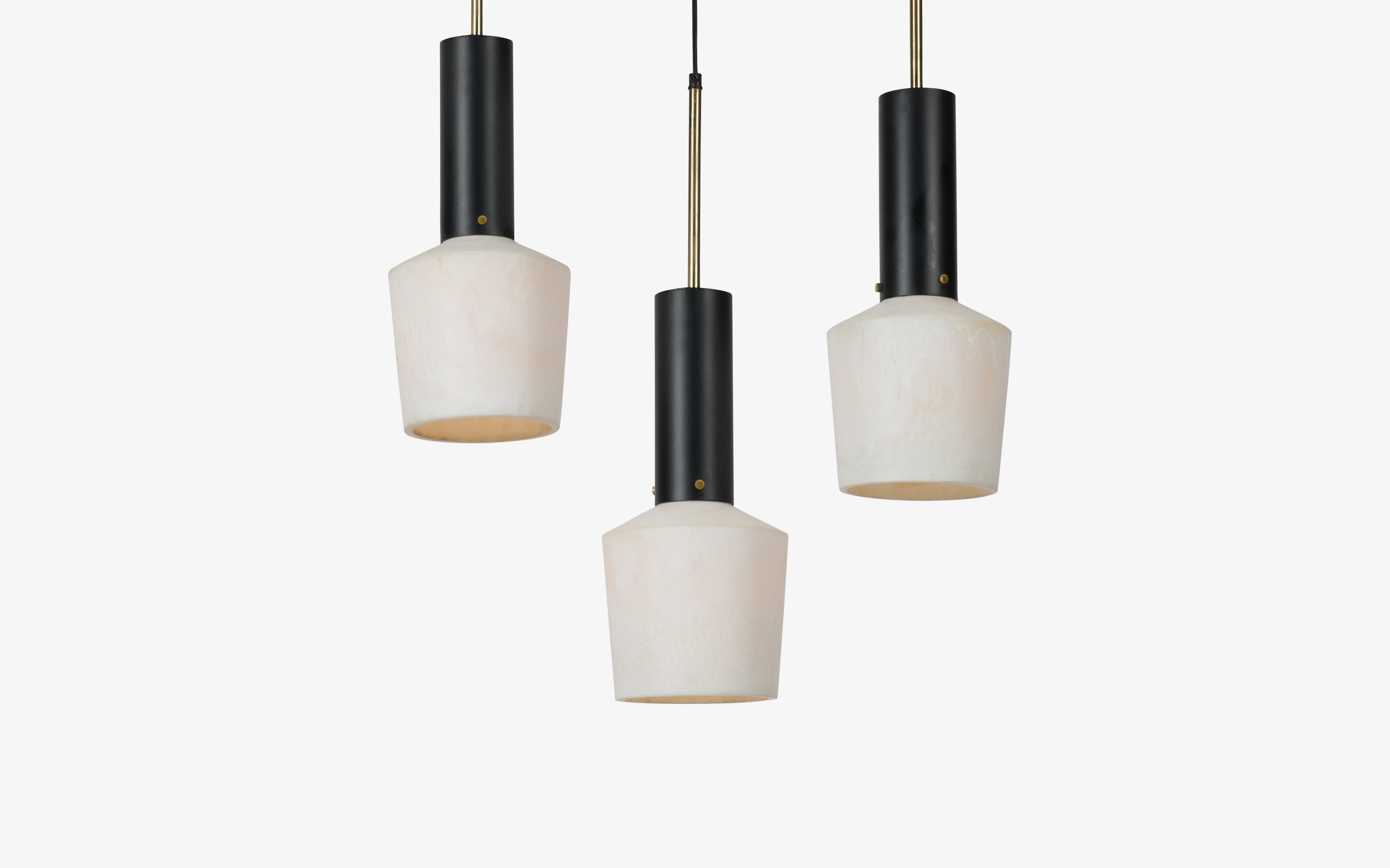 Orira Cluster Ceiling Hanging Lamp of 3 | Black Metal Frame - with white background - Orange Tree