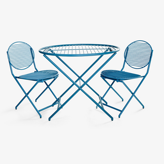 outdoor chairs and tables. garden table. patio table. outdoor garden furniture. patio table and chairs.