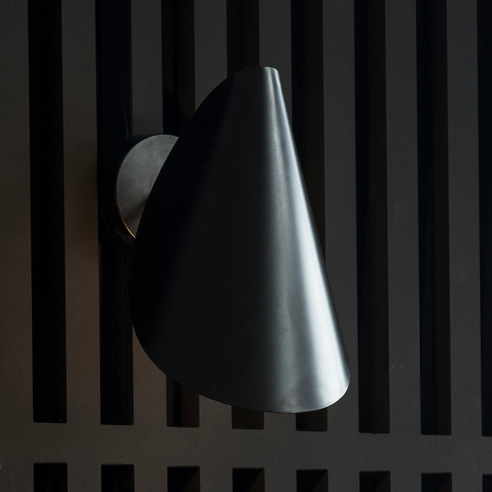 Perth Wall Lamp