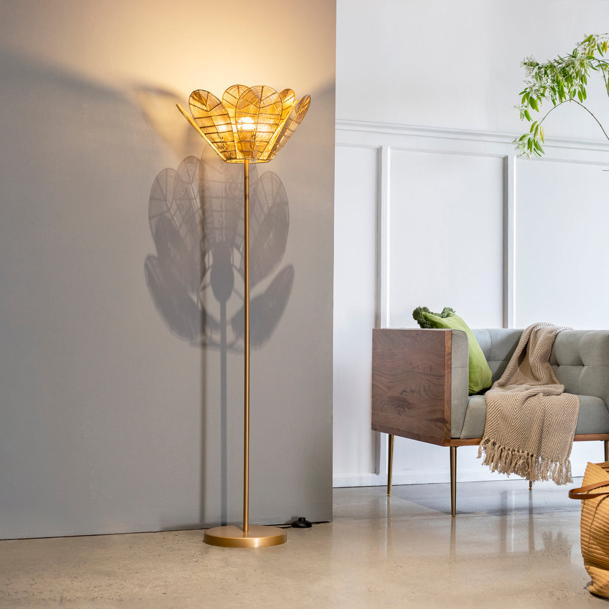 Prerit Floor Lamp