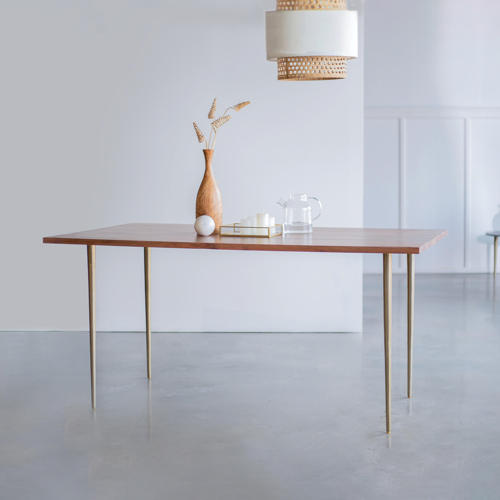 Toshi Dining Table
