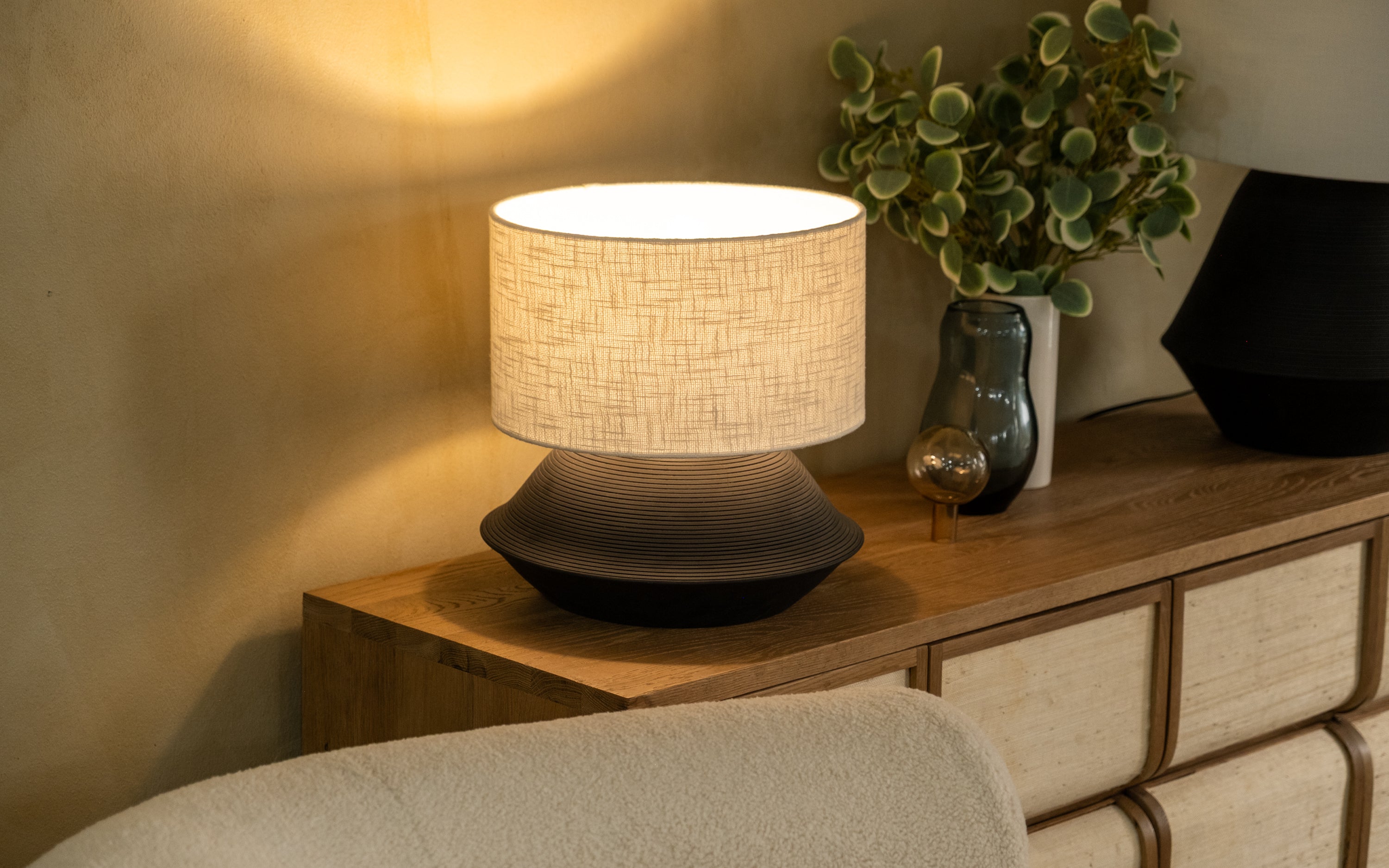 Umbra Squat Table Lamp - Close shot - Orange Tree