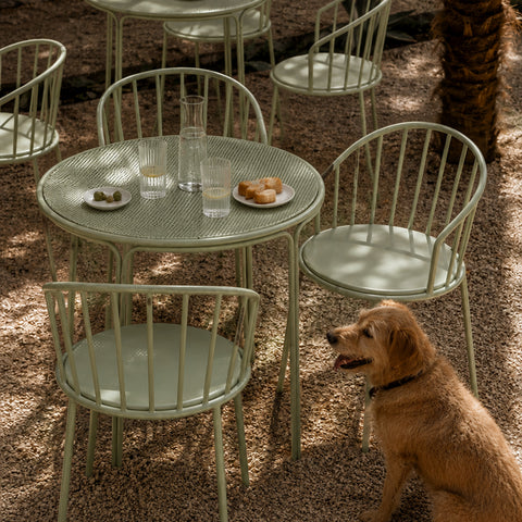 outdoor dining chair with outdoor table