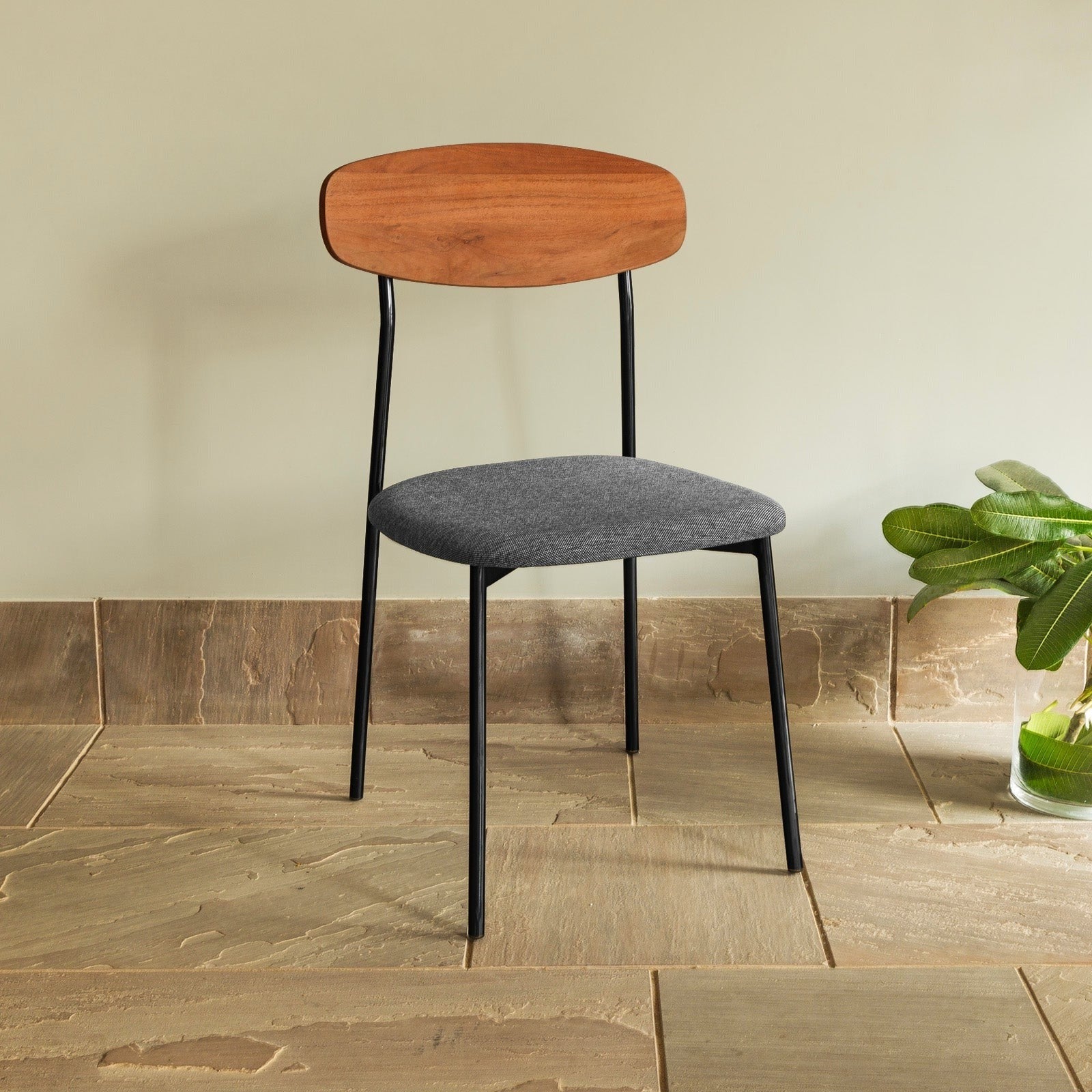 Yoho Chair Black